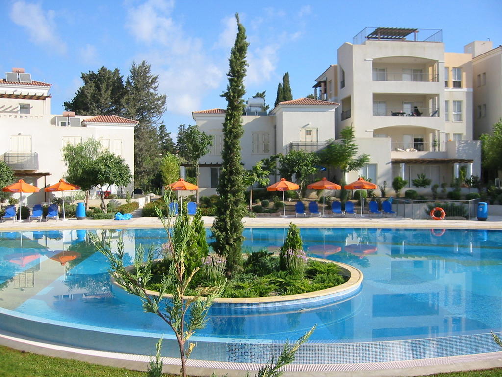 Hesperides Gardens Villa Paphos Eksteriør bilde