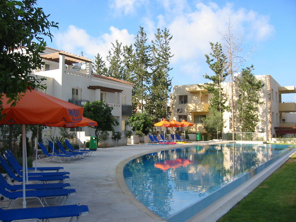 Hesperides Gardens Villa Paphos Eksteriør bilde