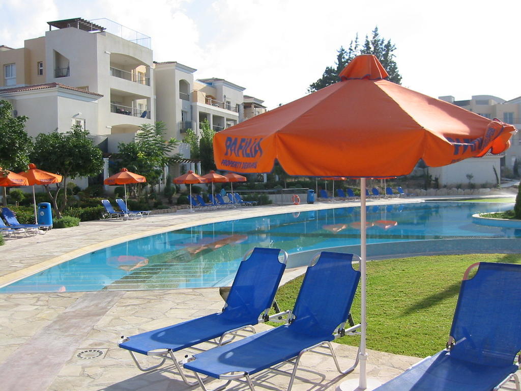 Hesperides Gardens Villa Paphos Eksteriør bilde