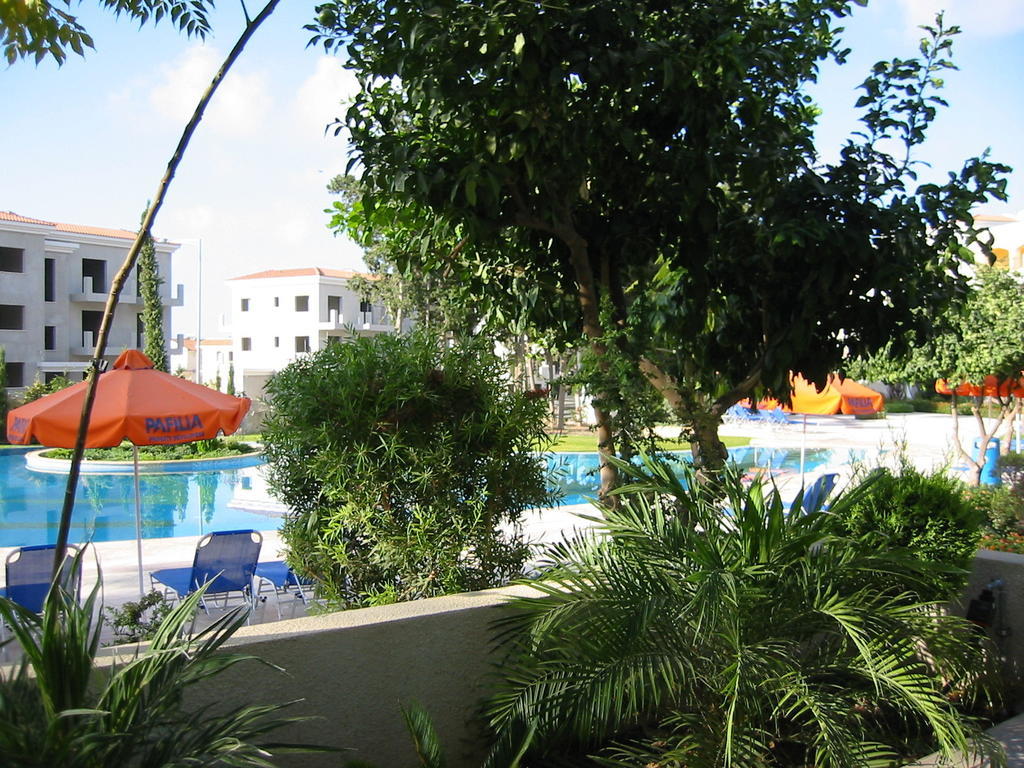 Hesperides Gardens Villa Paphos Eksteriør bilde